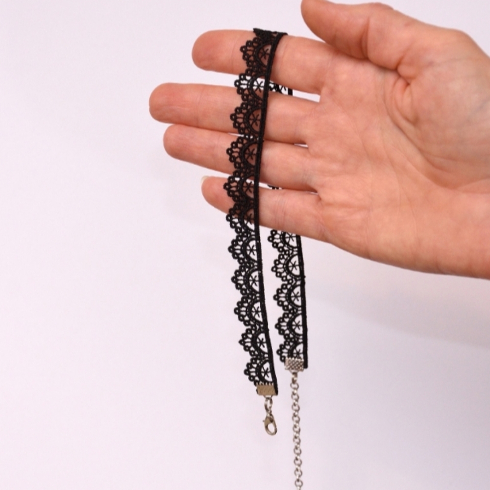 Black Lace Choker Necklace - Picture 1 of 4